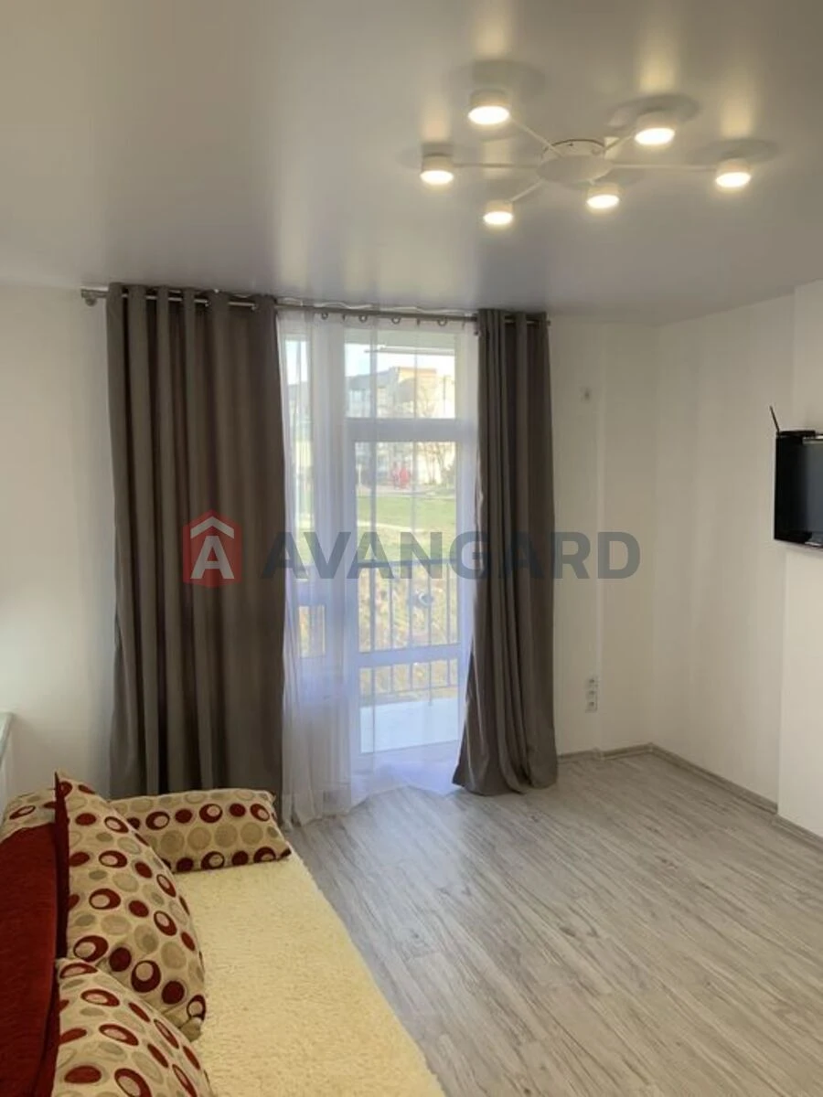 Sale of a 1-bedroom apartment. John Lennon, 41. 45m2.