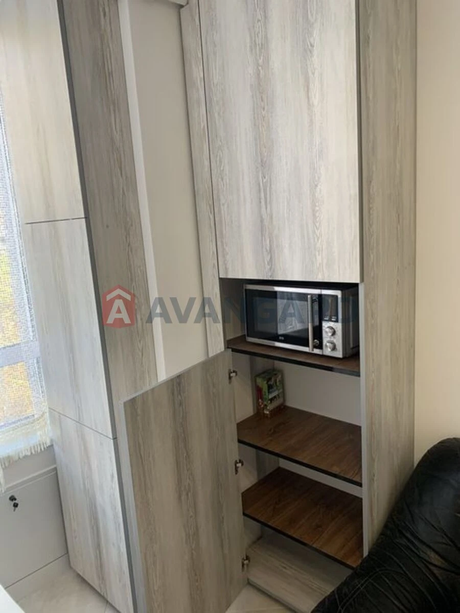 Sale of a 1-bedroom apartment. John Lennon, 41. 45m2.