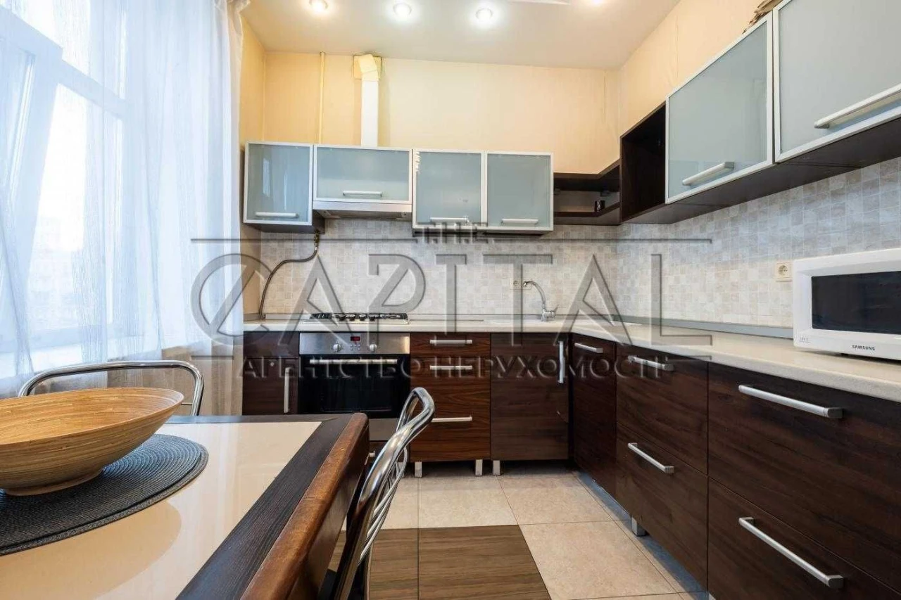 Apartment for Sale, Basin Street, Pecer