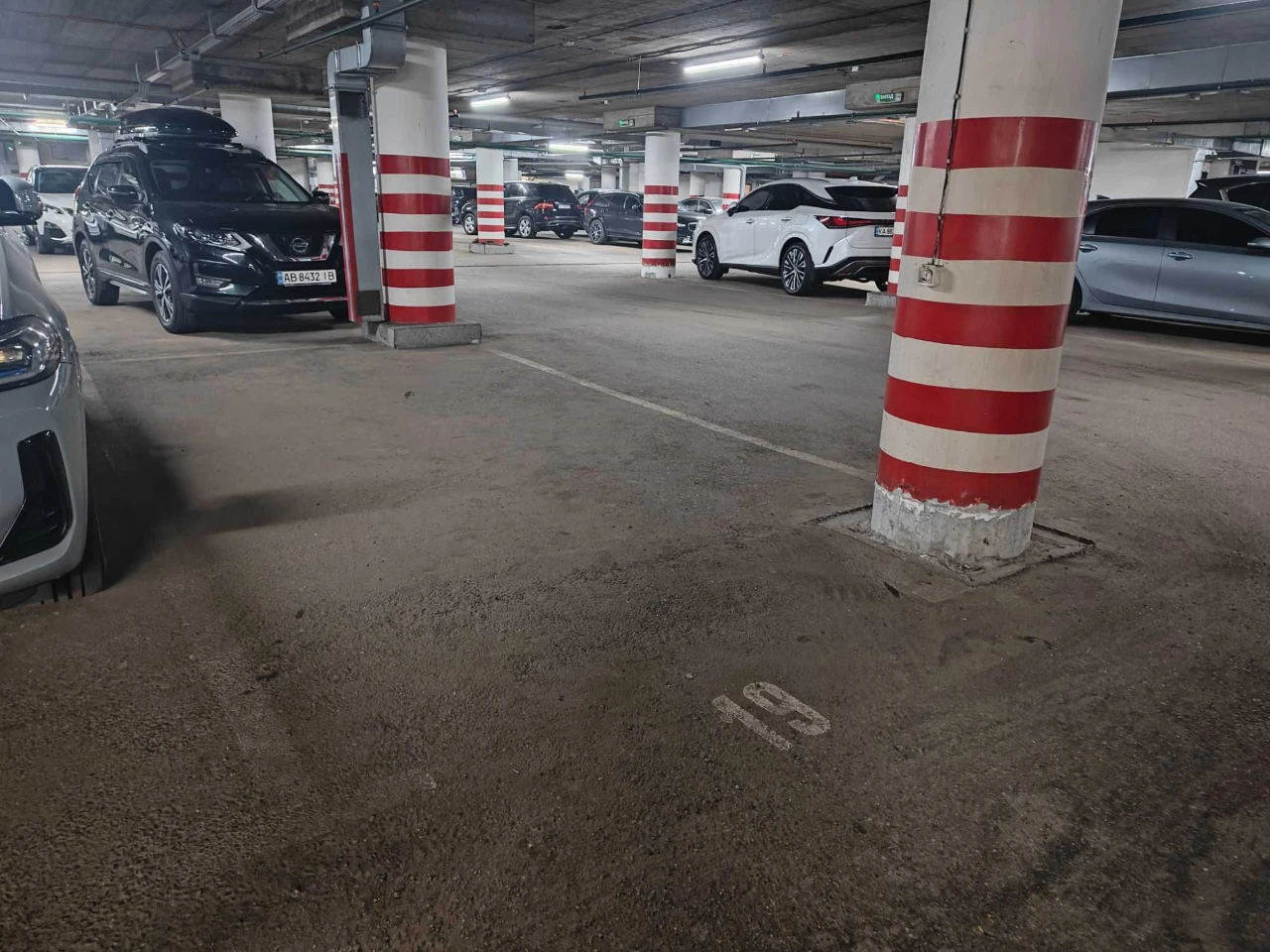 Parking space in the ЖК Сонячна Брама, Lomonosov.