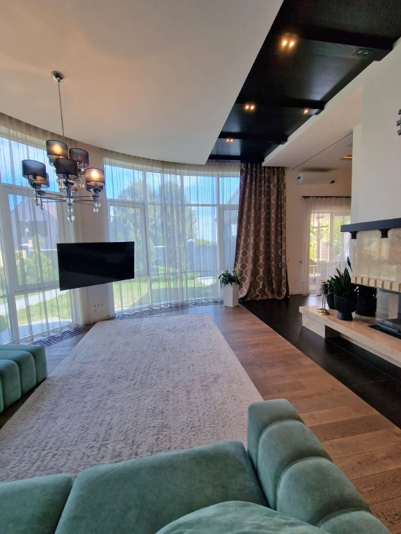 For Sale: House with Designer Renovation, near Science Avenue and Gagarin Avenue