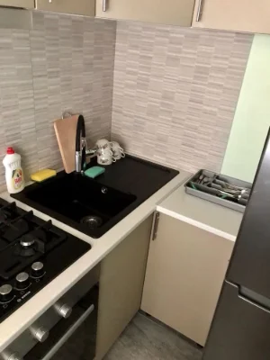 Продам 2 комнатную возле моря, ул. Лузановская