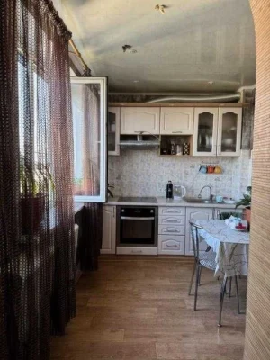 For Sale: 2-room apartment on Maselskogo Street.