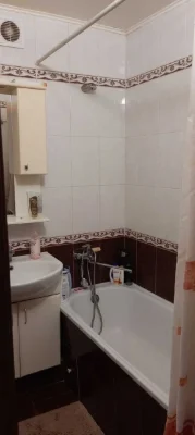 3-room apartment for sale with renovated interior on Saltovke. Metro S