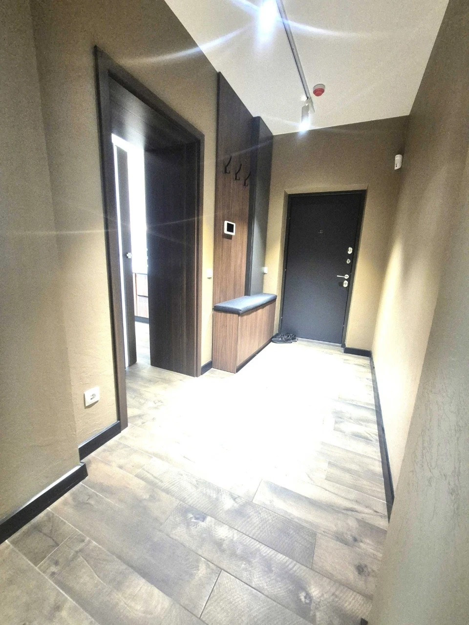 Modern apartment with renovation in a house near the lake. "HYDROPARK