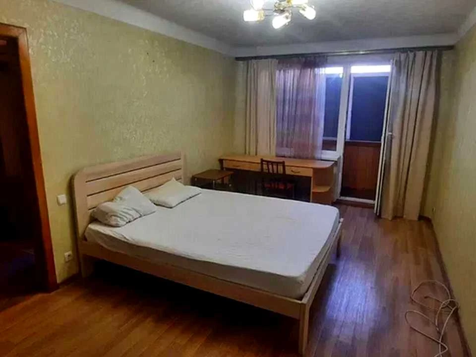 Apartment. Kyiv, Kyrgyzka Street