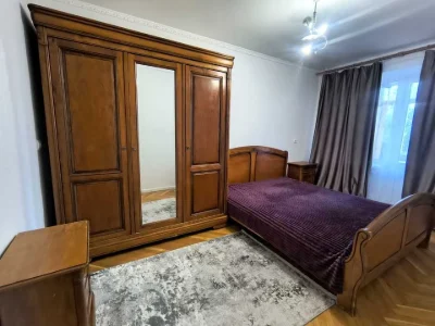 Квартира. Чернівці, Ентузіастів вул.