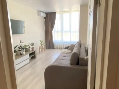Apartment for rent - 1 room, 40 m² on the 27th/29th floor