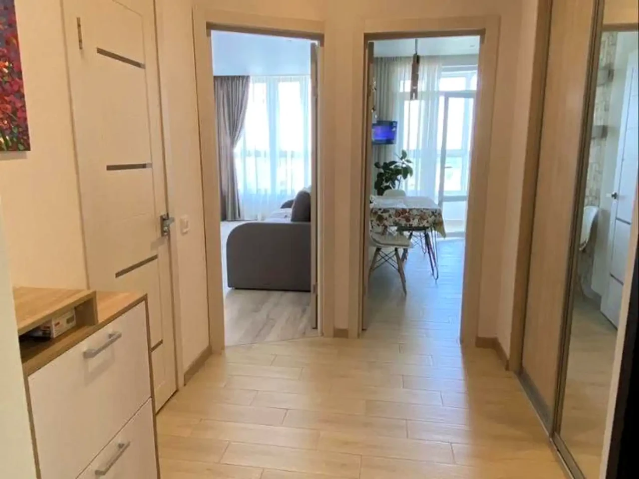 Apartment for rent - 1 room, 40 m² on the 27th/29th floor