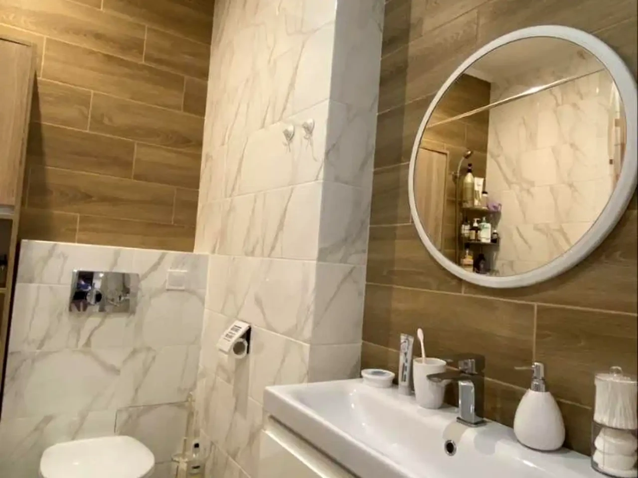 Apartment for rent - 1 room, 40 m² on the 27th/29th floor