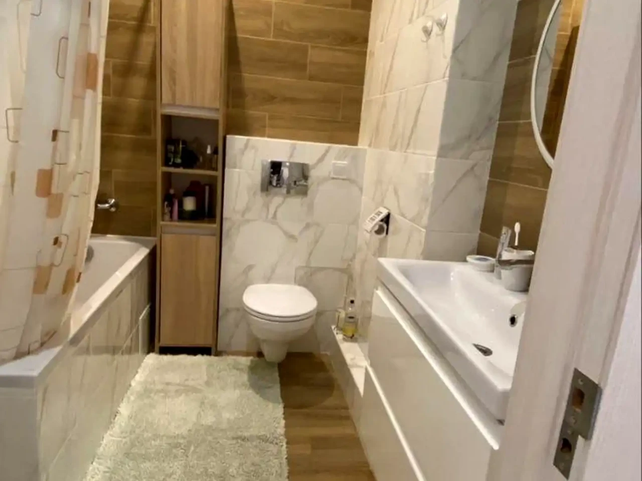 Apartment for rent - 1 room, 40 m² on the 27th/29th floor