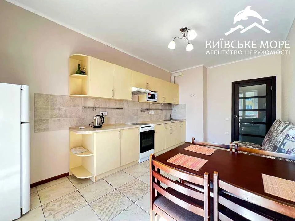 Квартира. Киев, улица Воскресенская