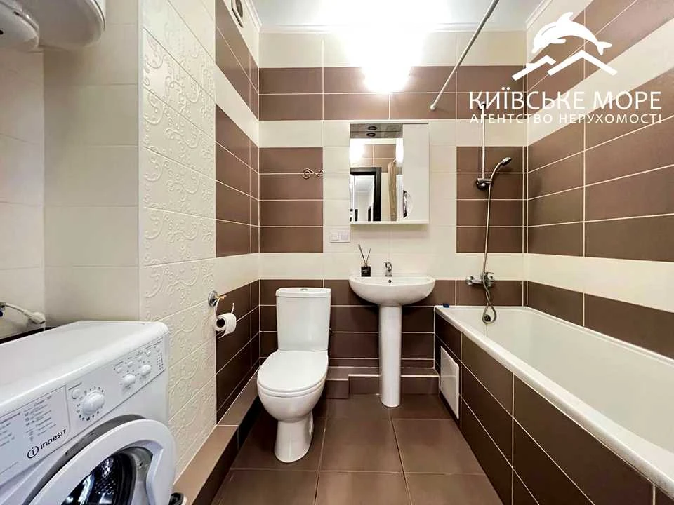 Квартира. Киев, улица Воскресенская