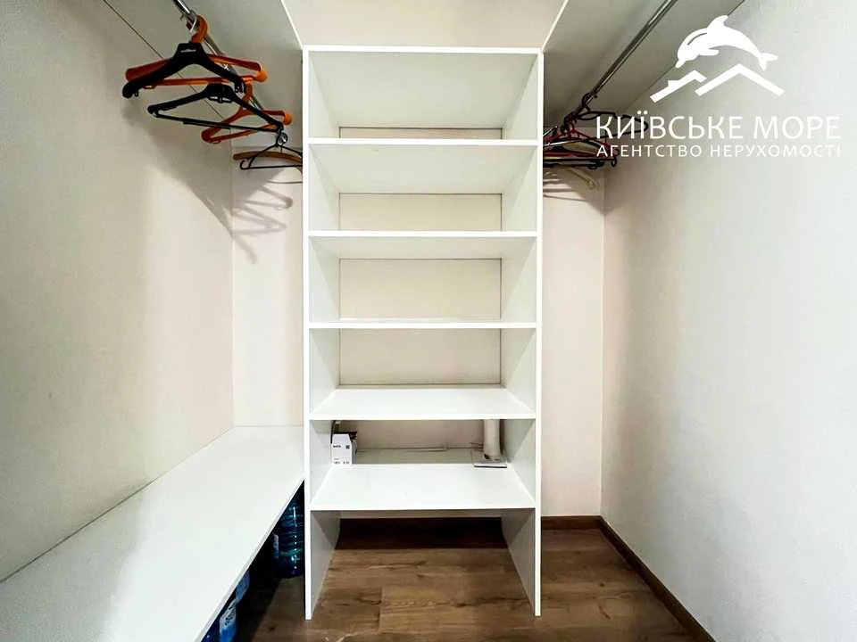 Квартира. Киев, улица Воскресенская