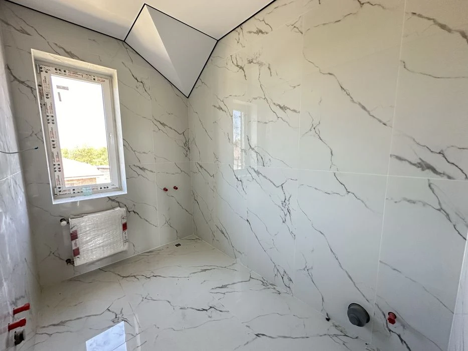 Продам Будинок /Дуплекс з Ремонтом 105 кв.м. 4 кімнати 3 сот