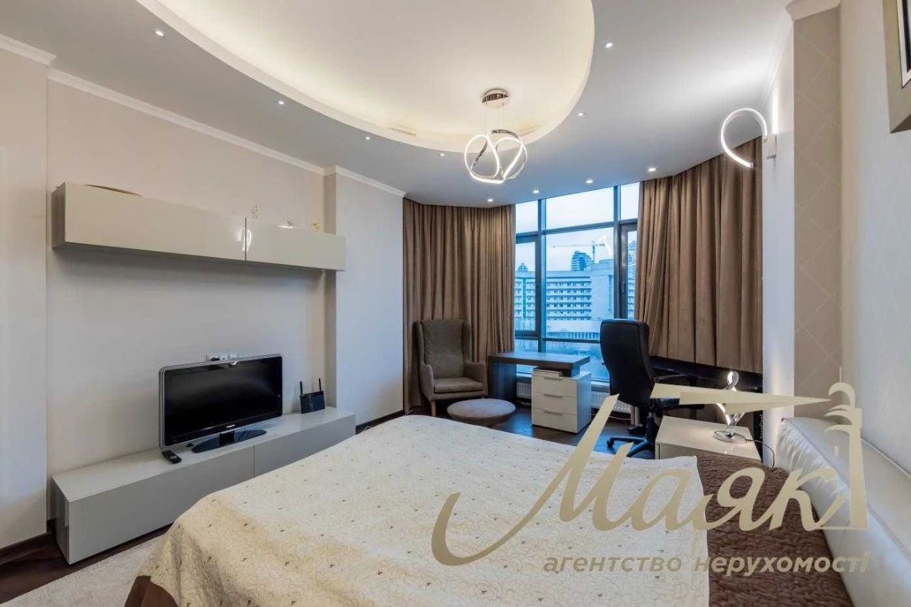 Продаж 4-кімнатної квартири 180м2 в ЖК PecherSky, Печерськ