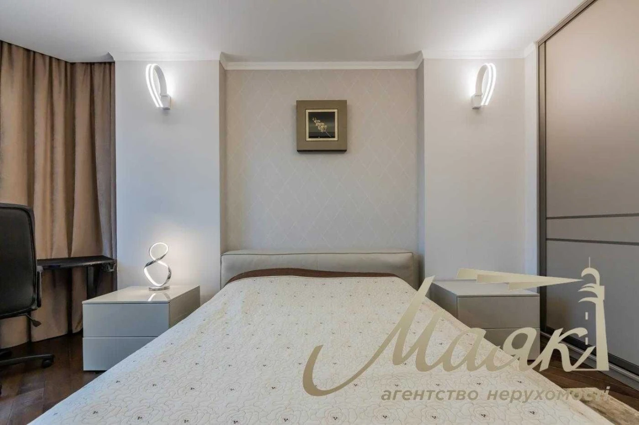 Продаж 4-кімнатної квартири 180м2 в ЖК PecherSky, Печерськ