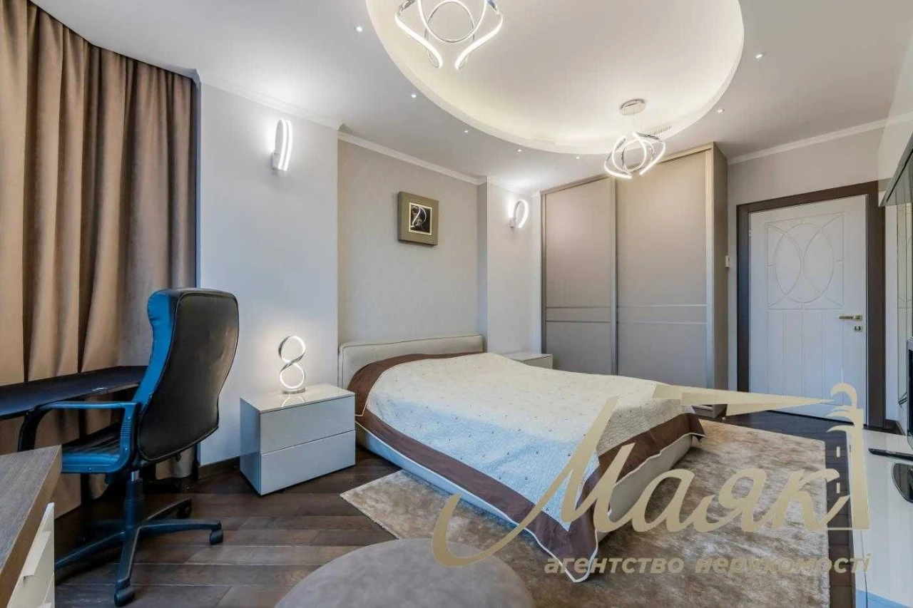 Продаж 4-кімнатної квартири 180м2 в ЖК PecherSky, Печерськ