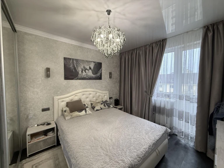 Продам квартиру в ЖК "Континент", Люстдорфская дорога (298-804)