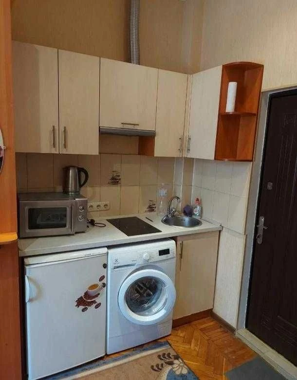 Apartment for Sale in the Sportivnaya Metro Area