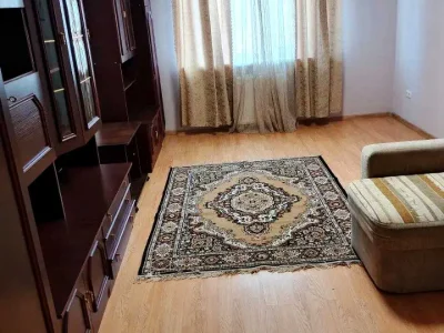 Apartment. Poltava, Mariya Bashkirchevoi Street