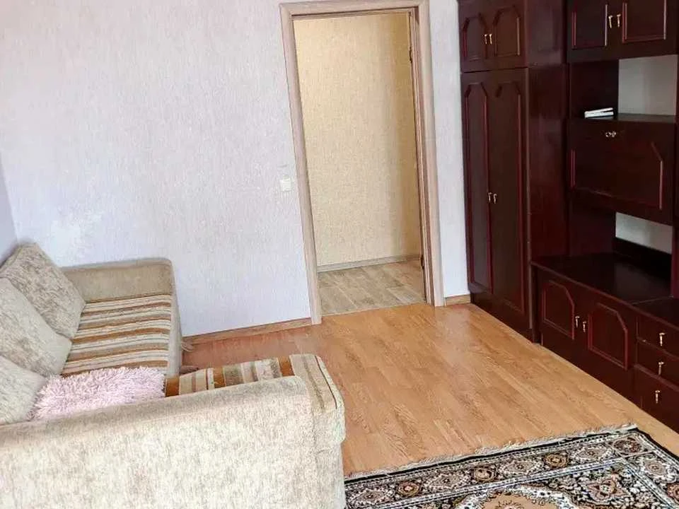 Apartment. Poltava, Mariya Bashkirchevoi Street