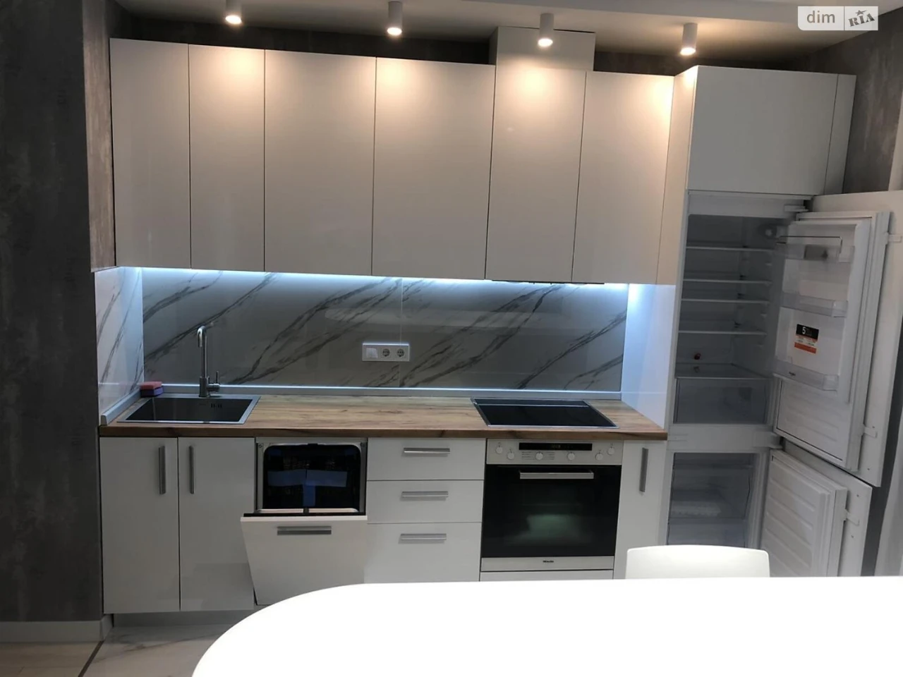 Long-Term Rental Apartment, Svytishyn
