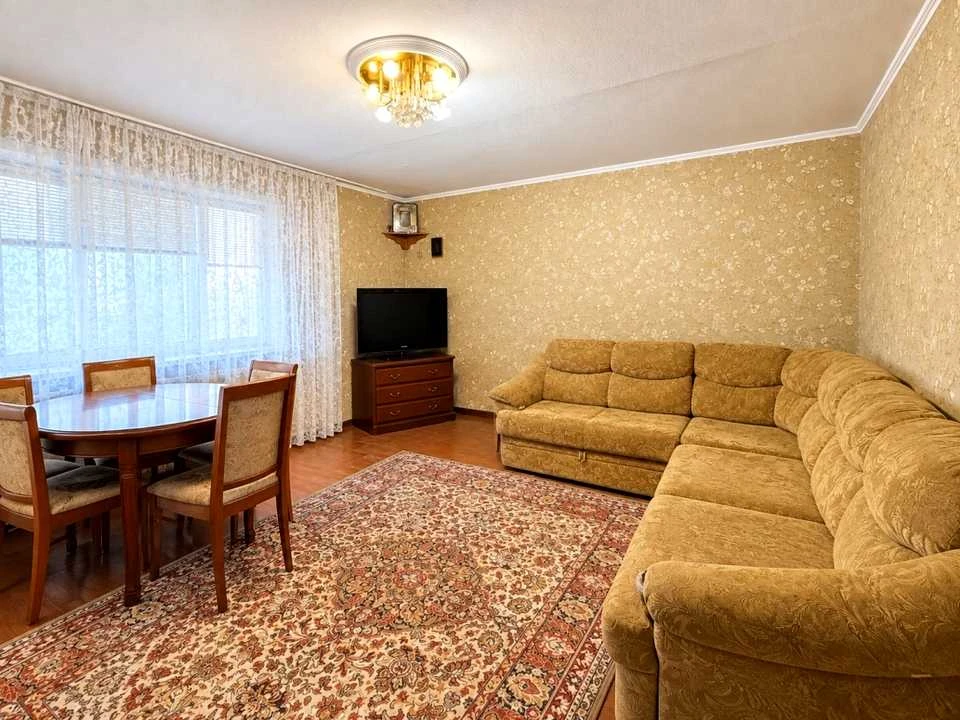 Квартира. Дніпро, Олександра Поля вул.