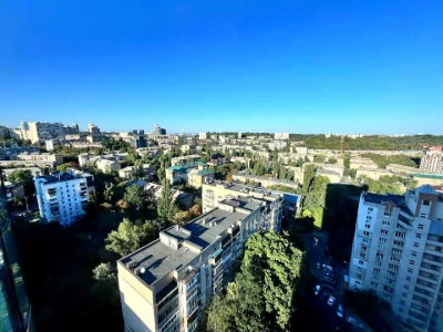 Квартира. Київ, Андрія Верхогляда вул.