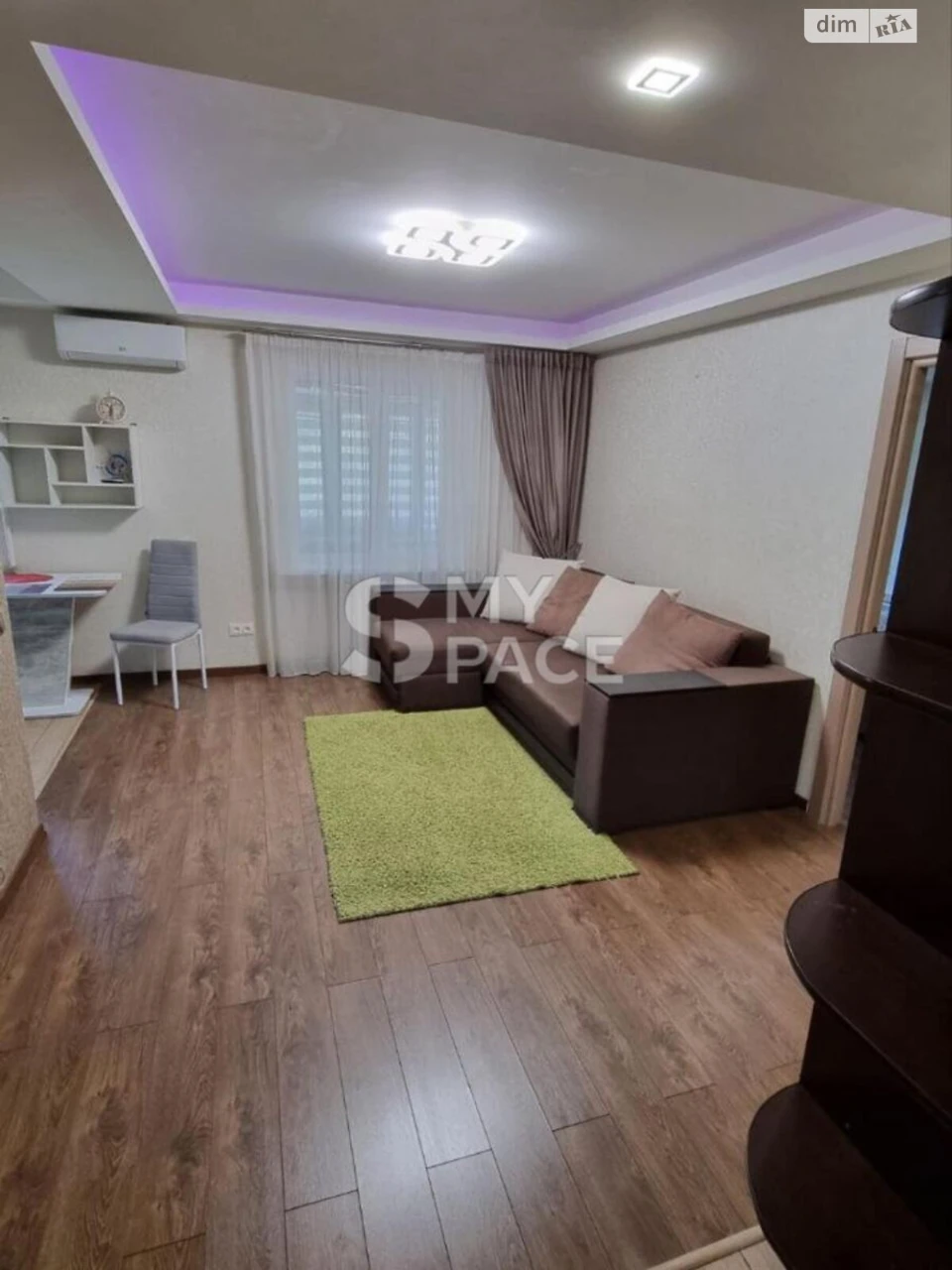 Sale of Apartment in the Left Bank Area
