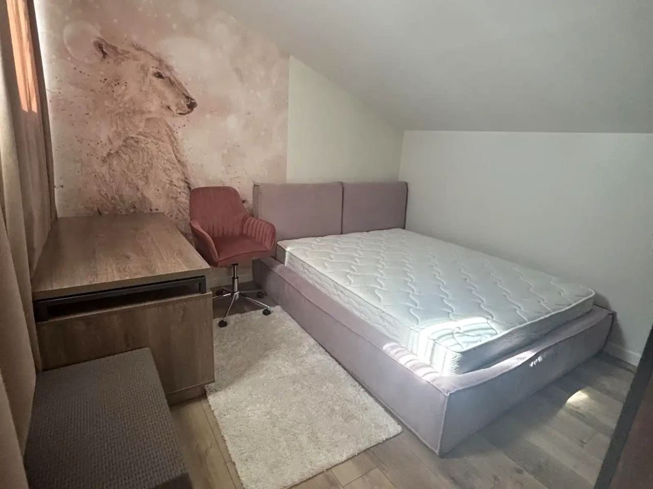 Rent a House 240 sq m 5 acres