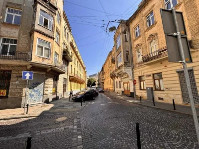 Продаж австрійської будівлі в центрі Львова, вул. Вороного,