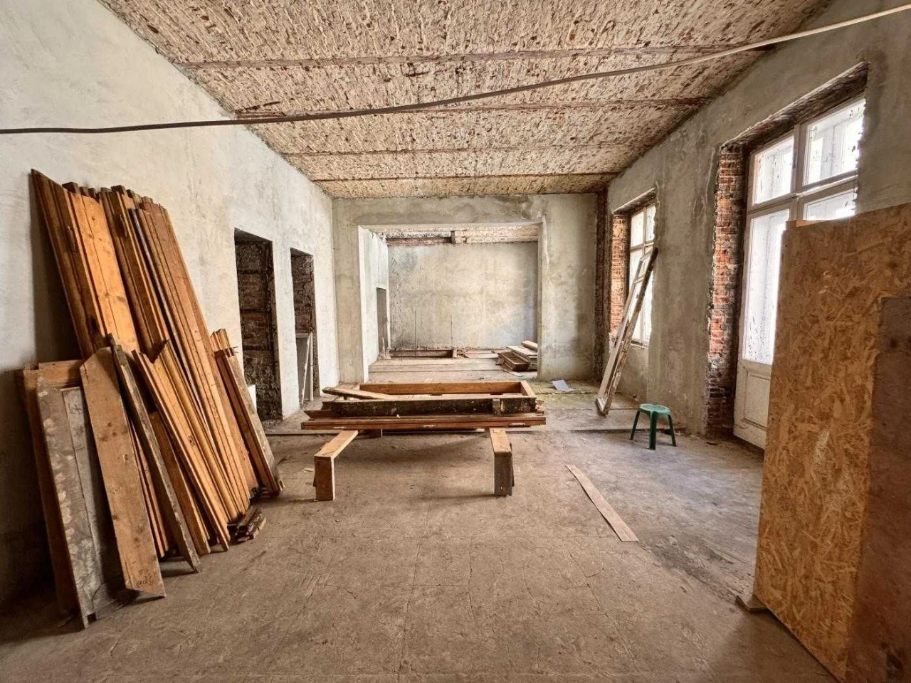 Продаж австрійської будівлі в центрі Львова, вул. Вороного,