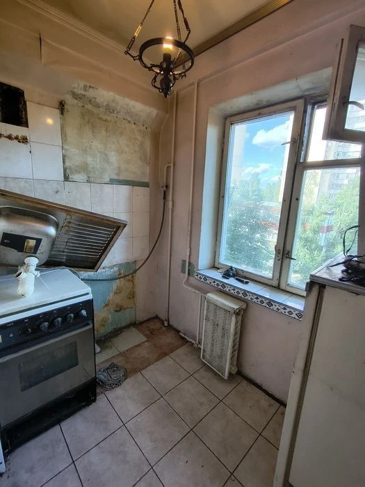 Продам однокомнатную квартиру в Киеве