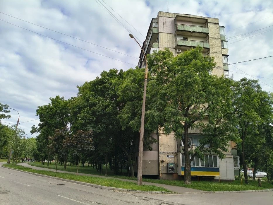 Продам однокомнатную квартиру в Киеве