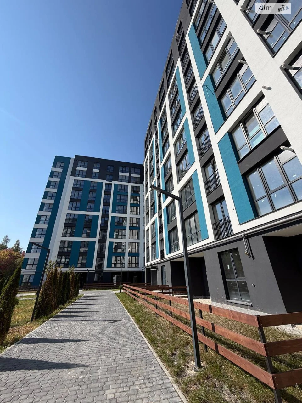 Продаж Квартира Бам