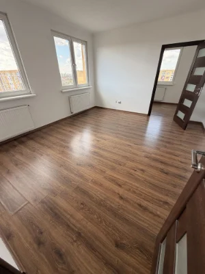 Uzhgorod. 4-room apartment on street