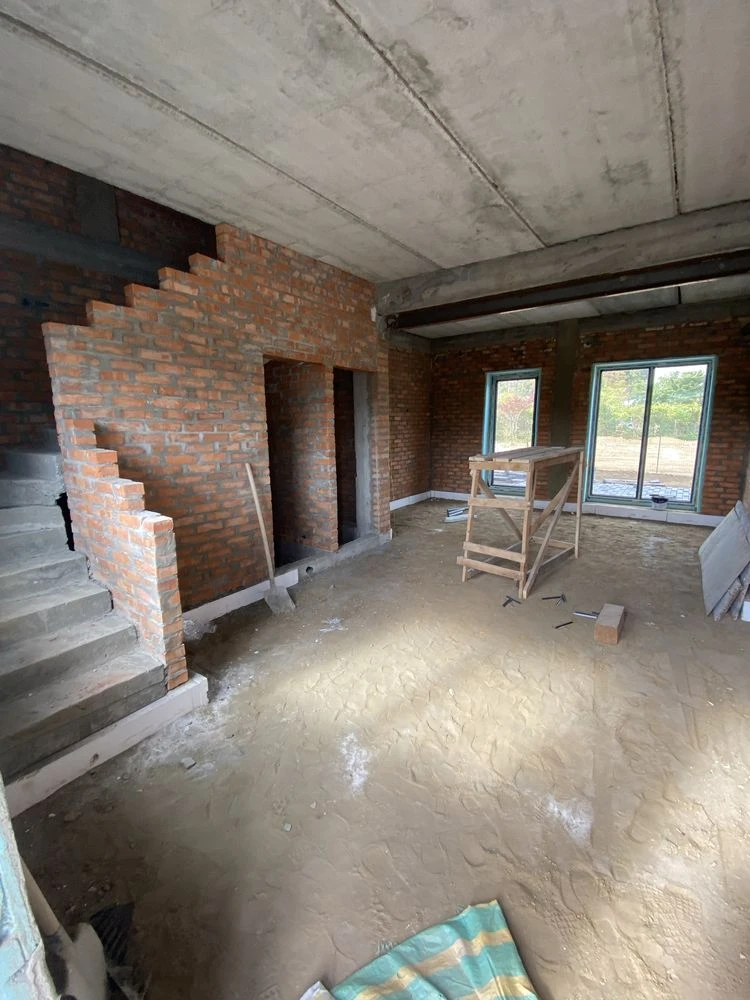 Sale of a modern compact cottage