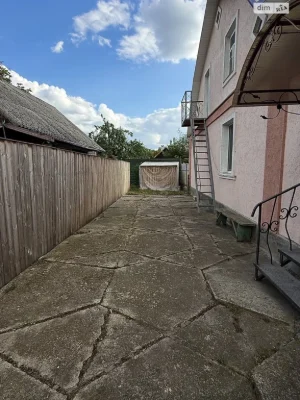 Sale of a House Section - Mariyanovka