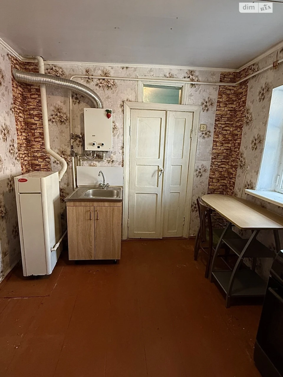 Sale of a House Section - Mariyanovka
