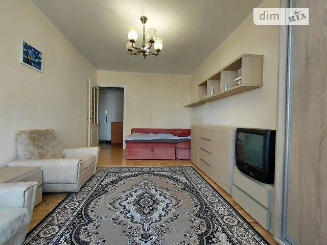 Sale of 1-room apartment 35 sq. m. on Volodymyr Ivasyuk Ave. 51