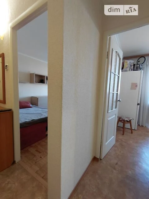 Sale of 1-room apartment 35 sq. m. on Volodymyr Ivasyuk Ave. 51