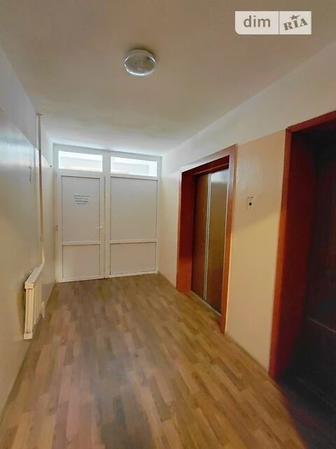 Sale of 1-room apartment 35 sq. m. on Volodymyr Ivasyuk Ave. 51