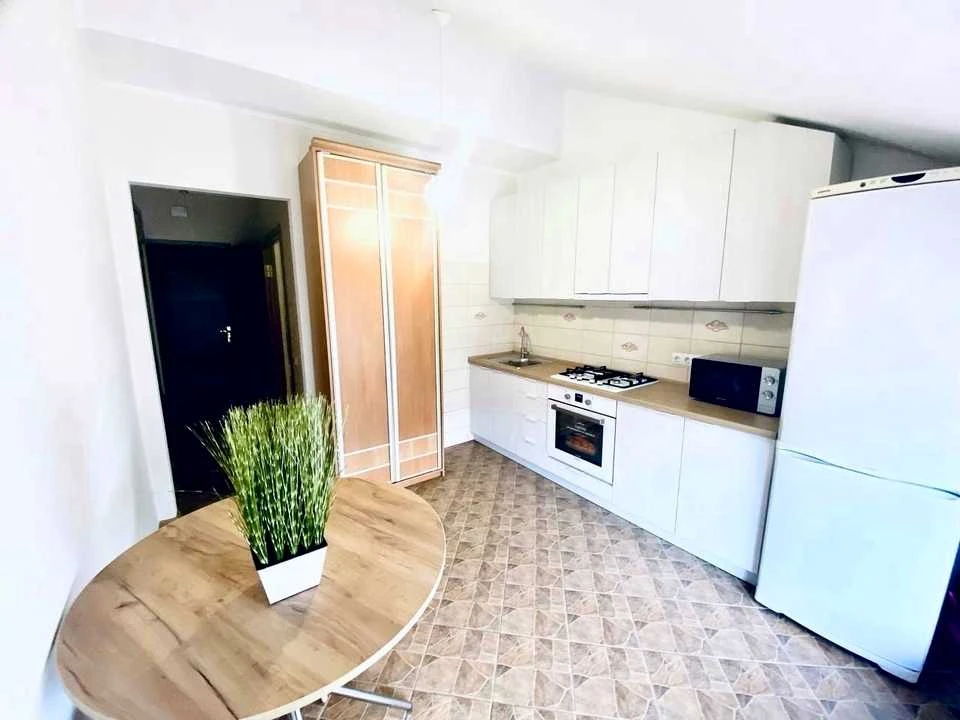 Apartment. Lviv, Rychyska St.