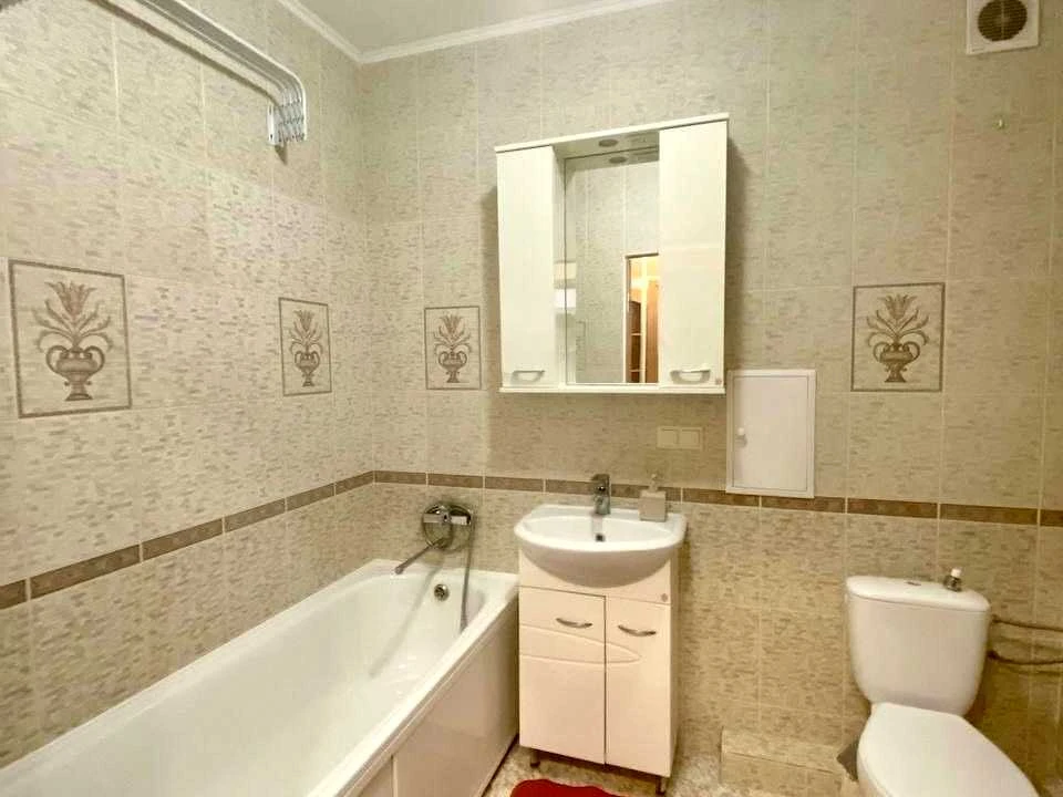 Apartment. Lviv, Rychyska St.