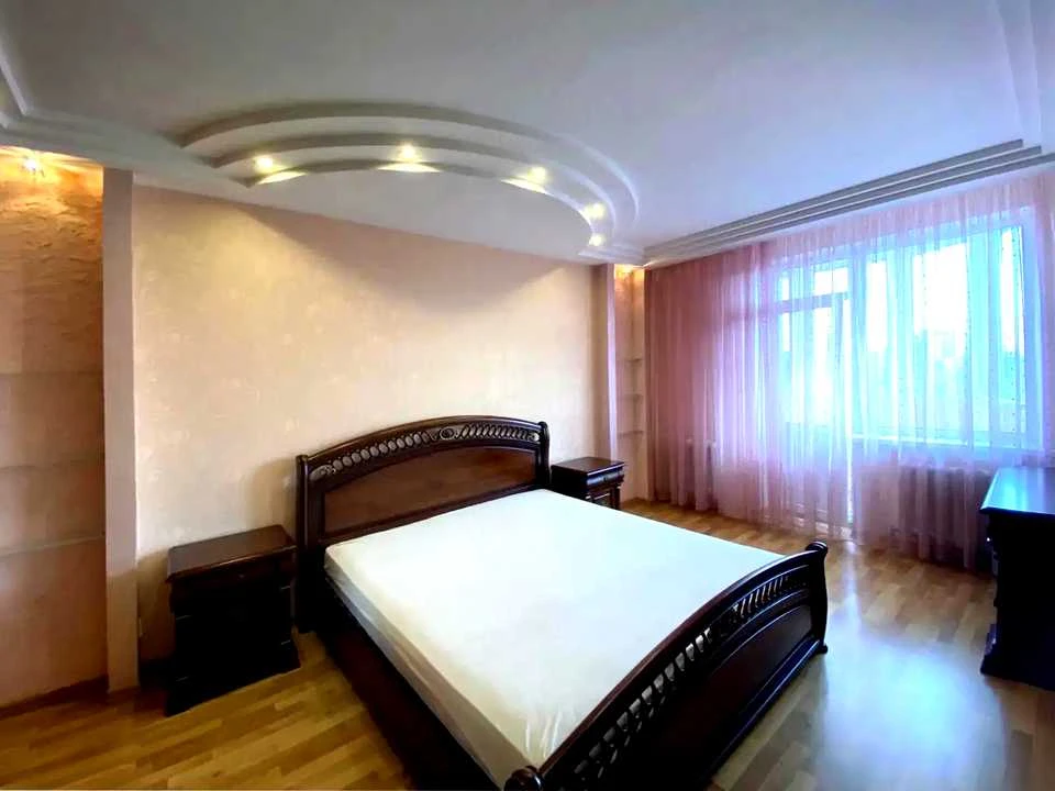 Квартира. Киев, Феодосийский проезд