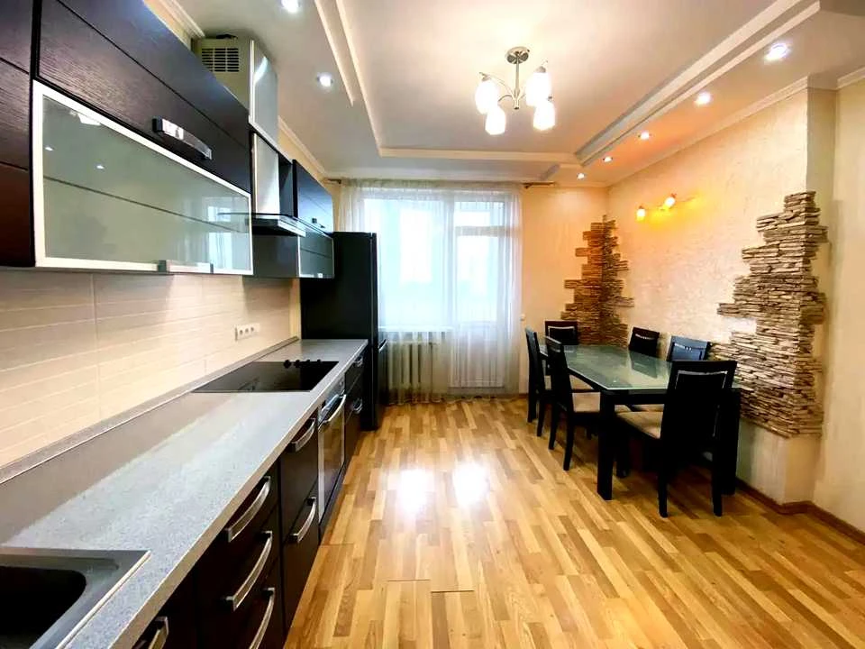 Квартира. Киев, Феодосийский проезд