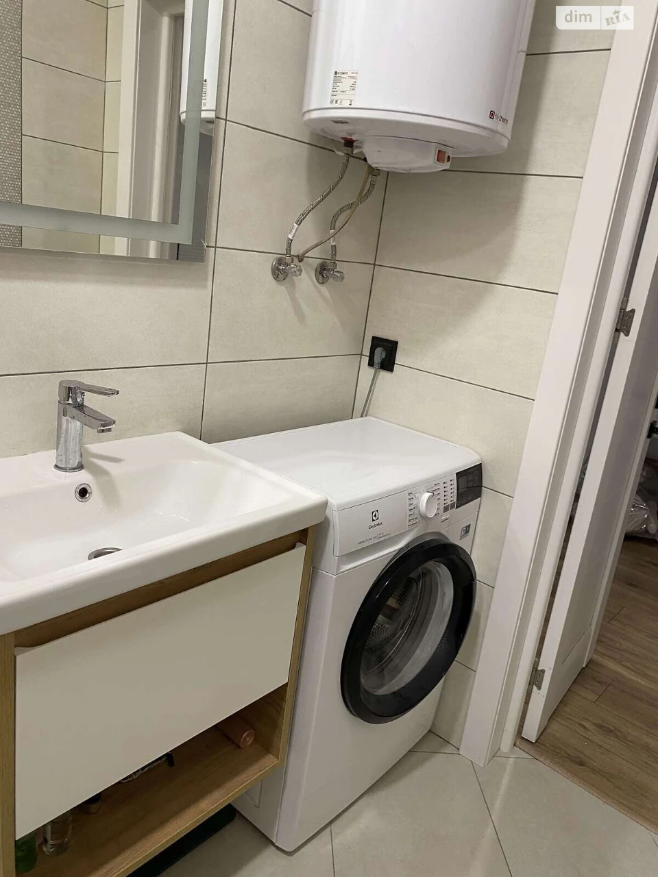 Long-Term Rental Apartment, Holosiiv