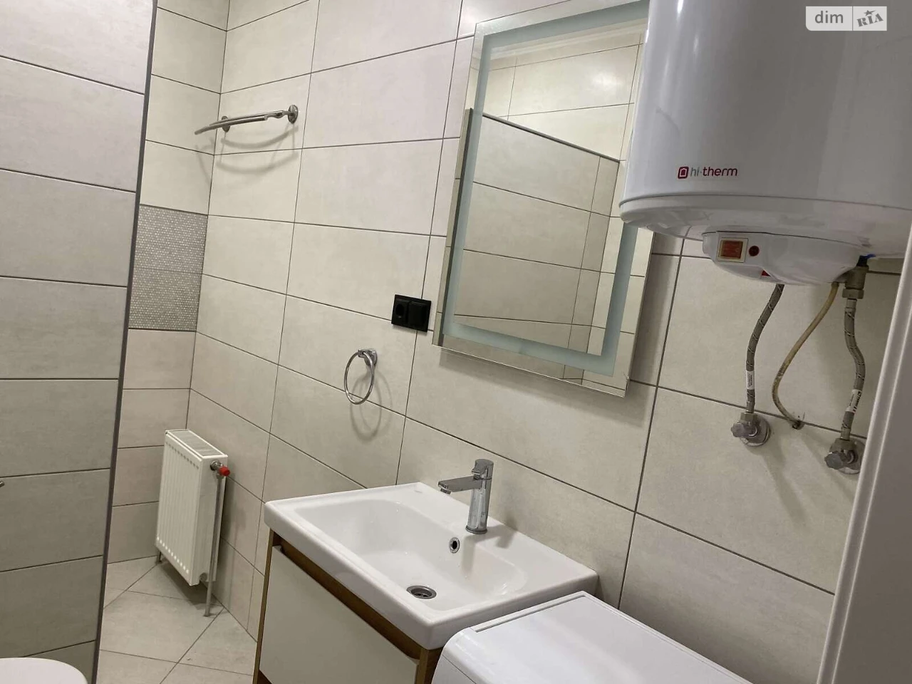 Long-Term Rental Apartment, Holosiiv