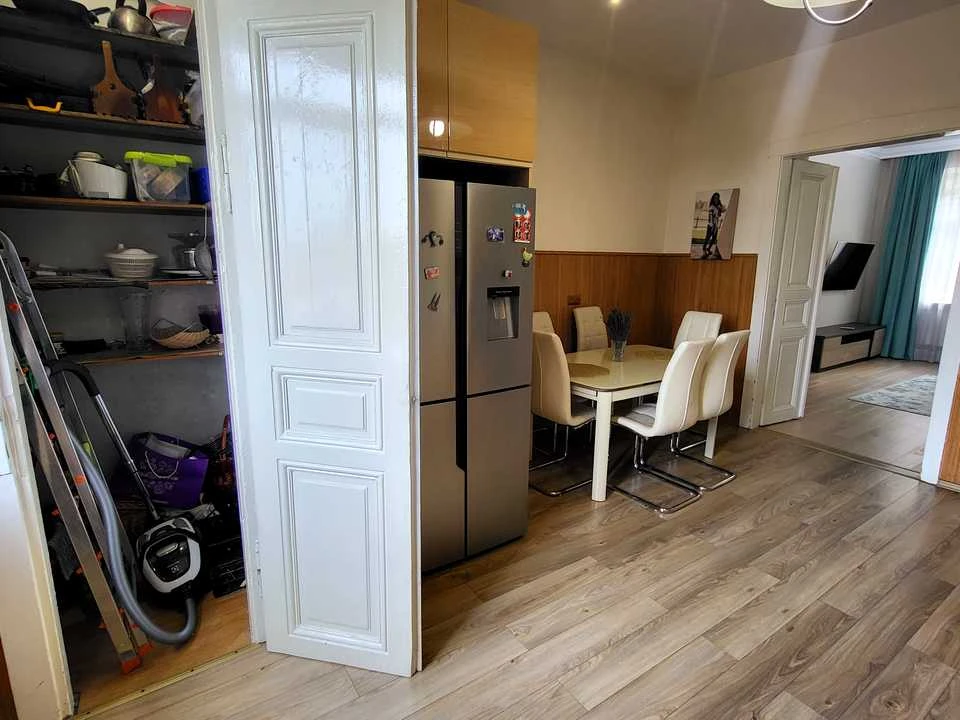 Apartment. Sheptytskykh Street, Lviv